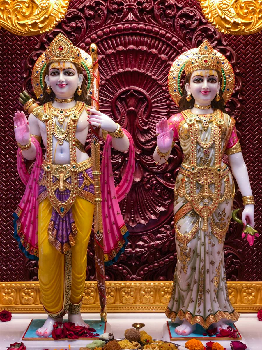 Bhagwan Shri Ram and Shri Sitaji